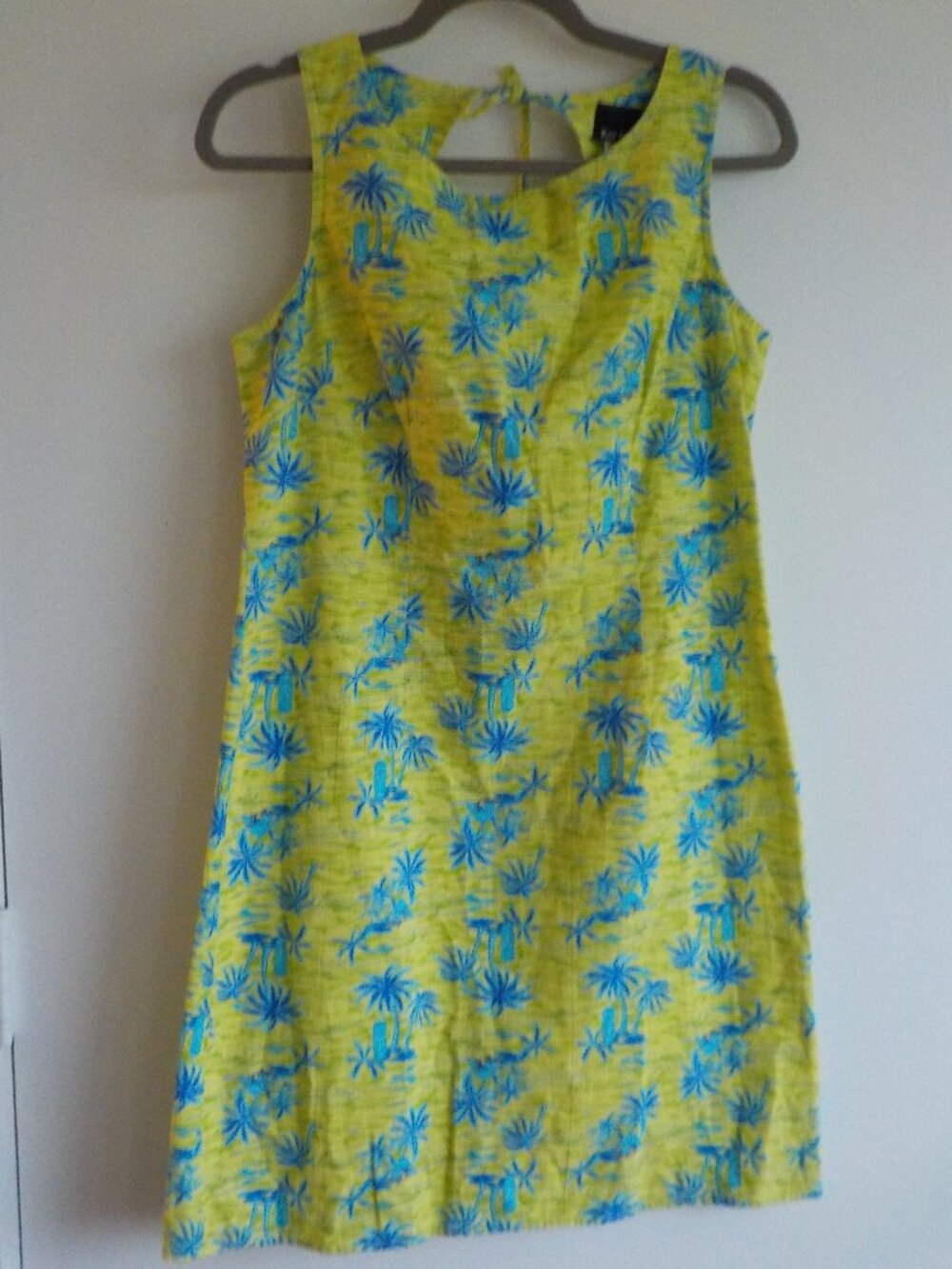 Bay Studio Dress - Medium - Yellow/Green/Blue Tropical Sleeveless (918)
